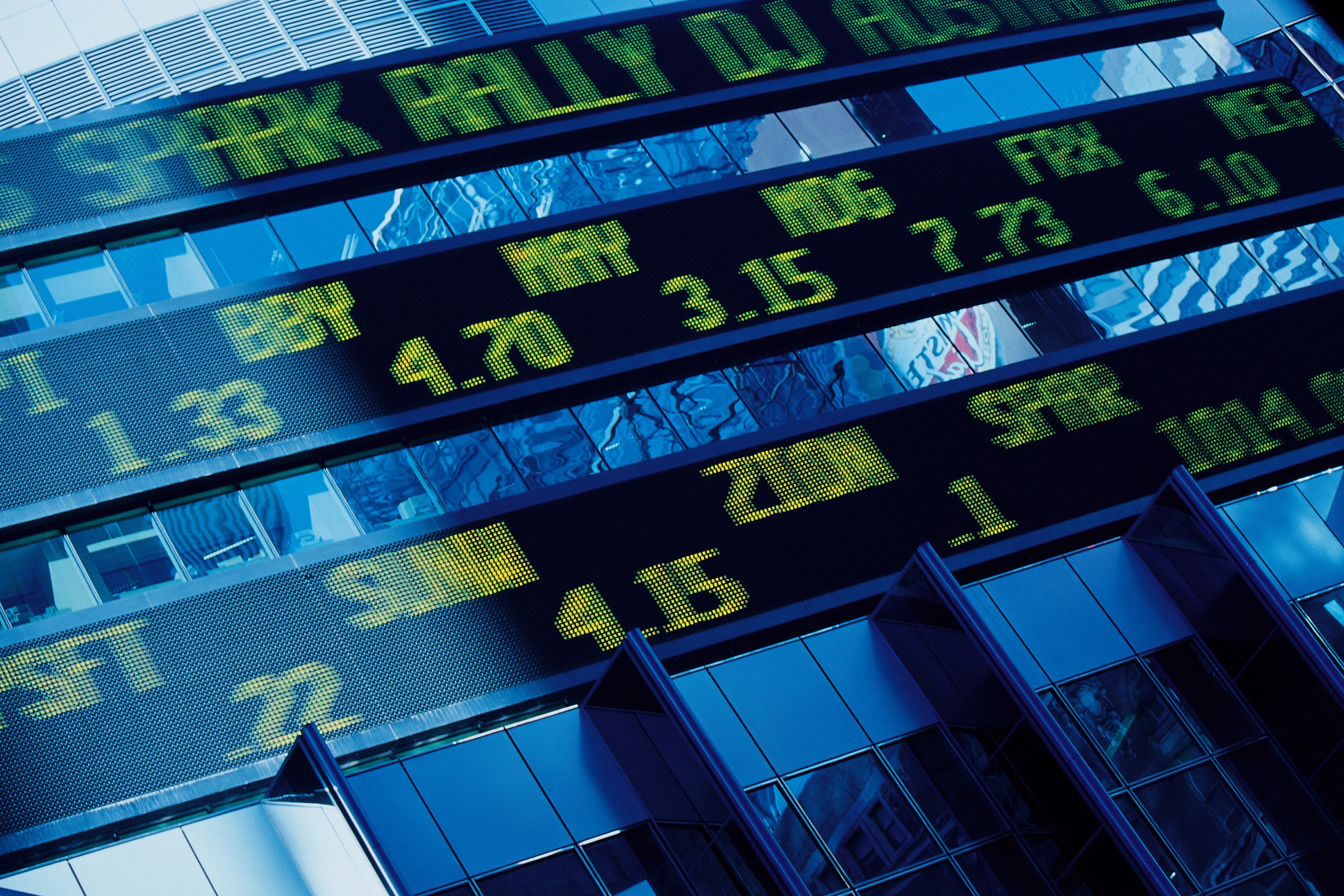 Las Acciones Suben En Una Sesión Volátil Tras Las Minutas De La FED