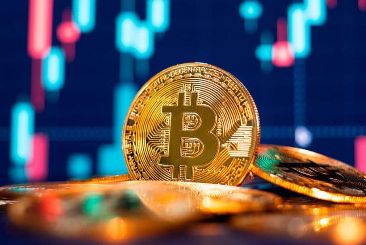 Bitcoin: Spadek Do 17800 Czy Powrót Do 23000?