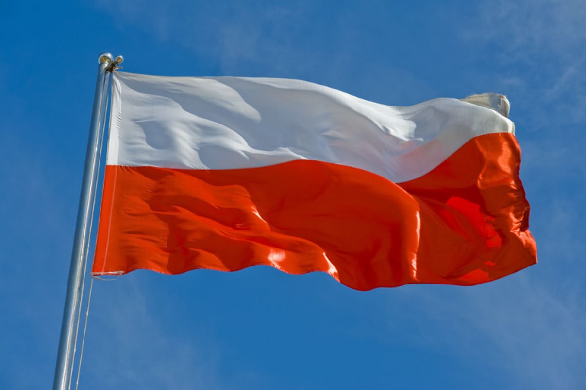 Stopy W Polsce W Dół! Łącznie Już O 100 Pb