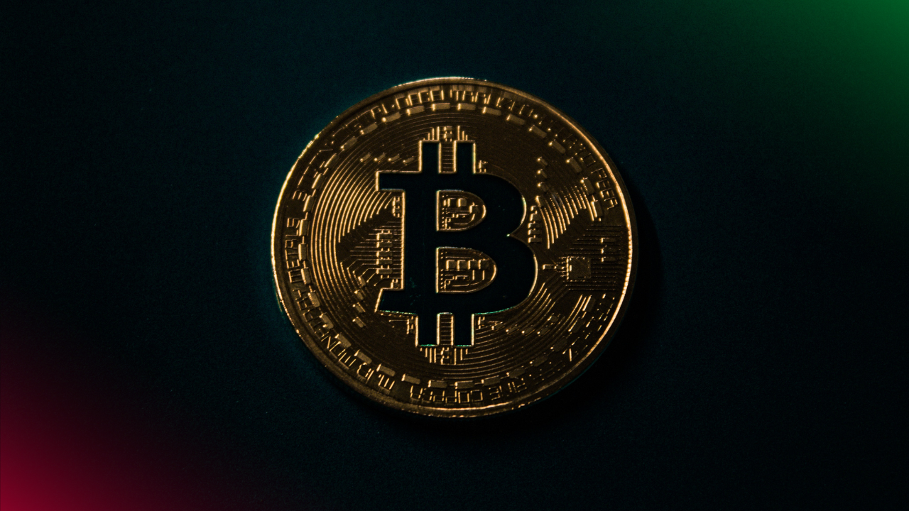 البيتكوين تستعيد مستوى 80,000 دولار مع تعزيز الطلب على صناديق الاستثمار المتداولة والتقدم التنظيمي لمسيرة الصعود