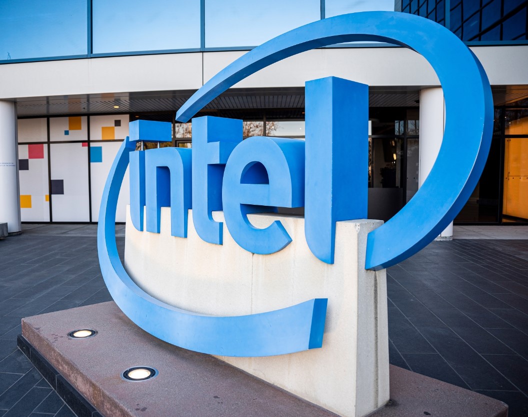 Intel (d) – Silna Wyprzedaż Akcji Po Wynikach