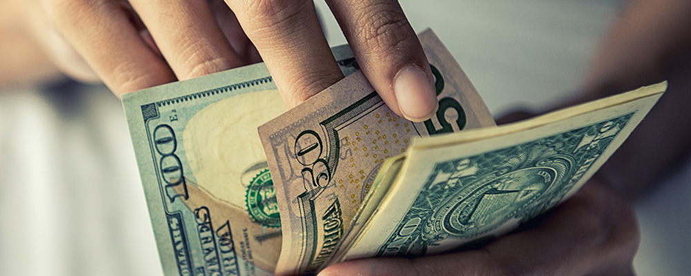 EURUSD Holds Steady Amid the Dollar's Struggle: Market Analysis