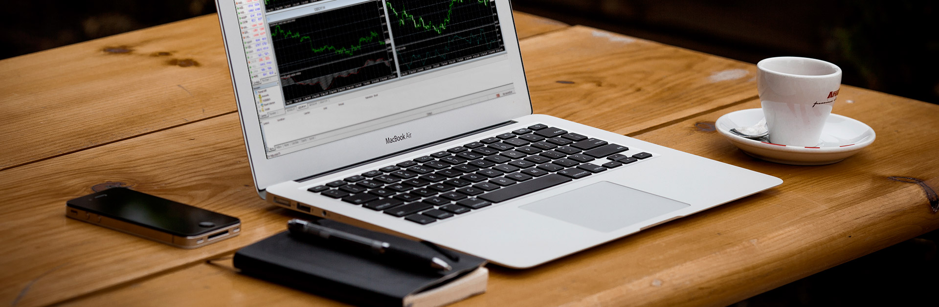 Statistik Perdagangan CFD Bulan Mac