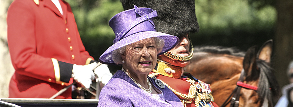 女王生日交易时间表